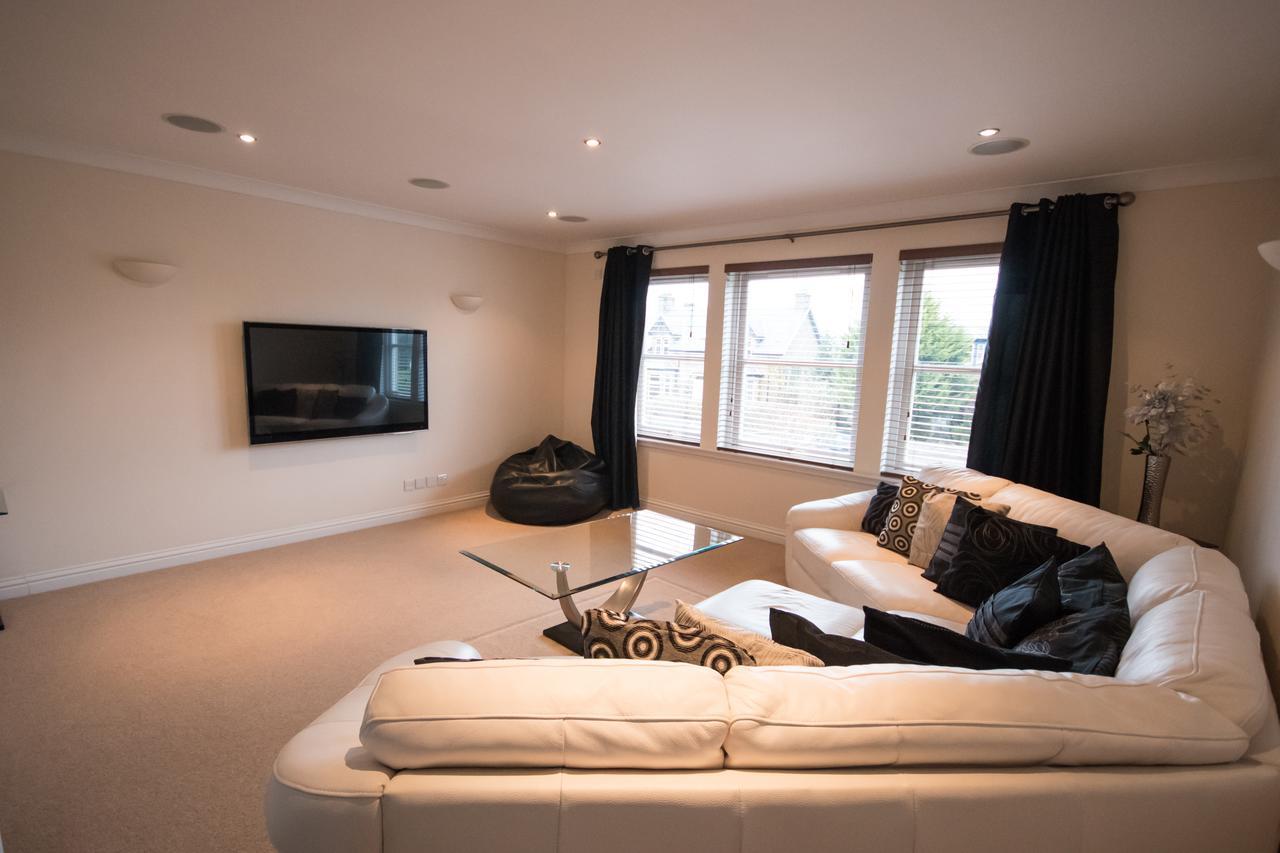 Crown Luxury Serviced Apartment Inverness Exterior foto